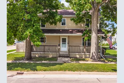 521 W Water Street, Pontiac, IL 61764 - Photo 2