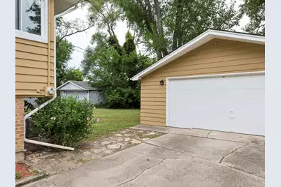 340 Winnebago Street, Park Forest, IL 60466 - Photo 24