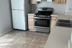 6260 Fremont Dr, Hanover Park, IL 60133 - Photo 14