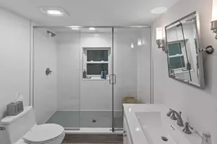 107 N Mayflower Rd, Lake Forest, IL 60045 - Photo 20