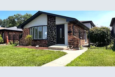 513 Superior Avenue, Calumet City, IL 60409 - Photo 1