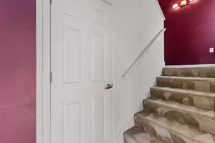 2406 Windward Blvd, Champaign, IL 61821 - Photo 10