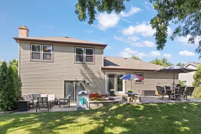 2323 Richmond Drive, Wheaton, IL 60189 - Photo 26