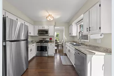 2323 Richmond Drive, Wheaton, IL 60189 - Photo 12