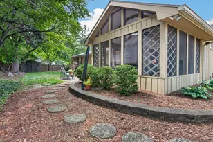 224 Fleetwood Dr, Bloomington, IL 61701 - Photo 44