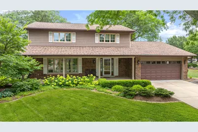 7189 Springside Avenue, Downers Grove, IL 60516 - Photo 1