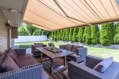 17W544 Sutton Place, Darien, IL 60561 - Photo 24