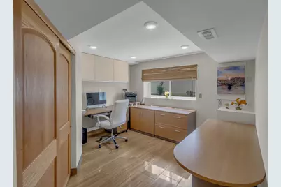 17W544 Sutton Place, Darien, IL 60561 - Photo 20