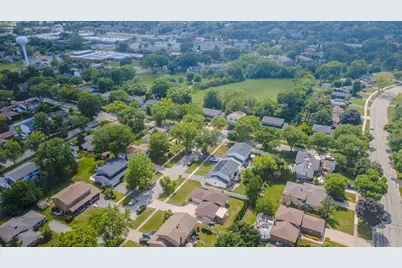 17W544 Sutton Place, Darien, IL 60561 - Photo 44
