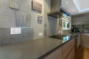 17W544 Sutton Pl, Darien, IL 60561 - Photo 12