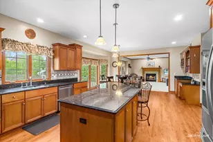 614 Pine St, Sugar Grove, IL 60554 - Photo 14