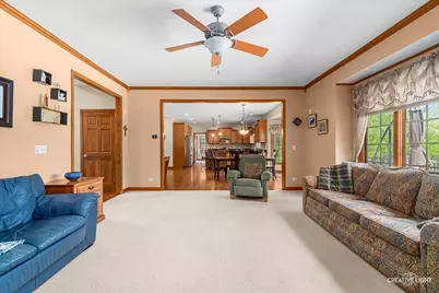 614 Pine Street, Sugar Grove, IL 60554 - Photo 10