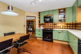 4529 W Columbia Ave, Lincolnwood, IL 60712 - Photo 10