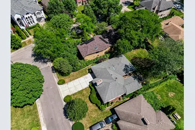 4529 W Columbia Avenue, Lincolnwood, IL 60712 - Photo 48