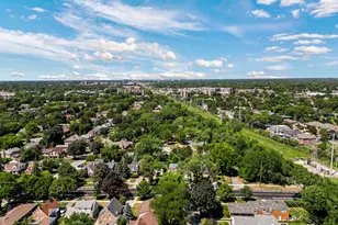 4529 W Columbia Ave, Lincolnwood, IL 60712 - Photo 46
