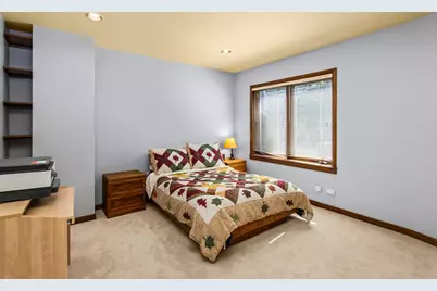 4529 W Columbia Avenue, Lincolnwood, IL 60712 - Photo 32