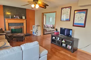 2022 Whitmore Dr, Romeoville, IL 60446 - Photo 12