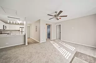 5 S Virginia Rd, Crystal Lake, IL 60014 - Photo 6