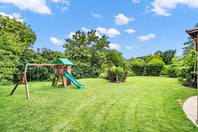 4030 N Parkside Drive, Hoffman Estates, IL 60192 - Photo 36