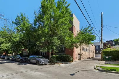 1133 W Cornelia Avenue #B, Chicago, IL 60657 - Photo 12