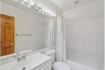 1133 W Cornelia Avenue #B, Chicago, IL 60657 - Photo 20