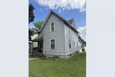 407 W 6th Street, Sterling, IL 61081 - Photo 2