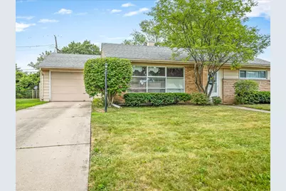 4210 Buckingham Drive, Rockford, IL 61107 - Photo 2