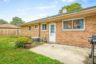 4210 Buckingham Dr, Rockford, IL 61107 - Photo 20