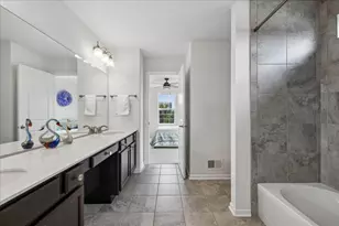 4327 Plantree Rd, Naperville, IL 60564 - Photo 14