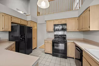 352 Satinwood Court N, Buffalo Grove, IL 60089 - Photo 6