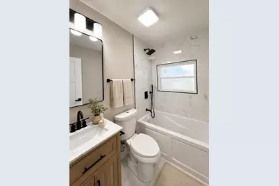 317 S 11th Avenue, Maywood, IL 60153 - Photo 18