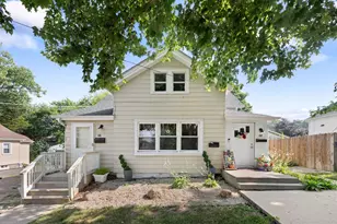 331-333 E Lincoln Ave, Barrington, IL 60010 - Photo 1