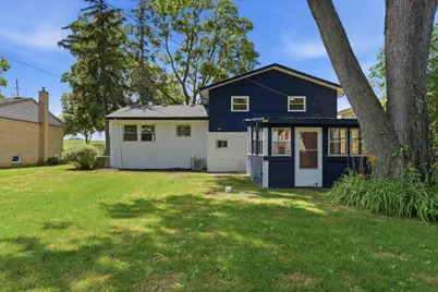 10 Linden Avenue, Buffalo Grove, IL 60089 - Photo 26