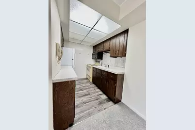 11012 Kilpatrick Avenue #3ne, Oak Lawn, IL 60453 - Photo 6