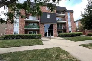 11012 Kilpatrick Ave, Oak Lawn, IL 60453 - Photo 1