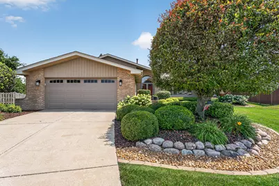 11723 Hidden Brook Court, Orland Park, IL 60467 - Photo 2