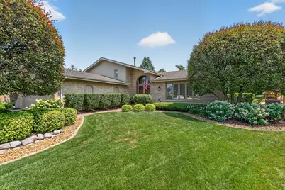 11723 Hidden Brook Court, Orland Park, IL 60467 - Photo 6