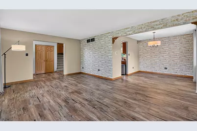 11723 Hidden Brook Court, Orland Park, IL 60467 - Photo 10
