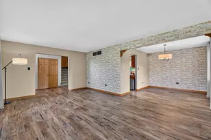 11723 Hidden Brook Ct, Orland Park, IL 60467 - Photo 10