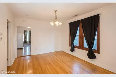 5639 N Karlov Avenue #2FL, Chicago, IL 60646 - Photo 2