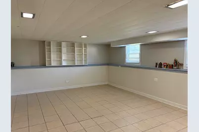 360 Tee Lane, Carpentersville, IL 60110 - Photo 10