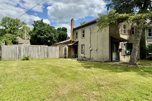 1521 1st St, Peru, IL 61354 - Photo 12
