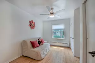 4821 Hull St, Skokie, IL 60077 - Photo 10