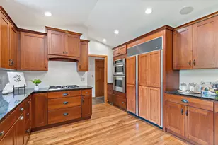 1395 Oakland Dr, Sycamore, IL 60178 - Photo 16