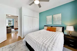 7021 N Greenview Ave, Chicago, IL 60626 - Photo 12
