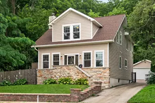 108 N Main St, Algonquin, IL 60102 - Photo 1
