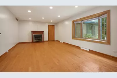 1441 Maple Lane, Elgin, IL 60123 - Photo 4
