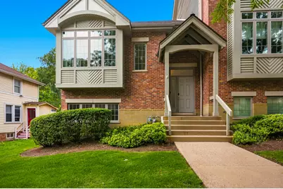60 E Hattendorf Avenue, Roselle, IL 60172 - Photo 2