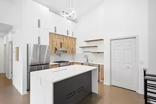 60 E Hattendorf Ave, Roselle, IL 60172 - Photo 8