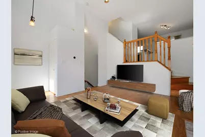 3643 W Cornelia Avenue #B, Chicago, IL 60618 - Photo 8